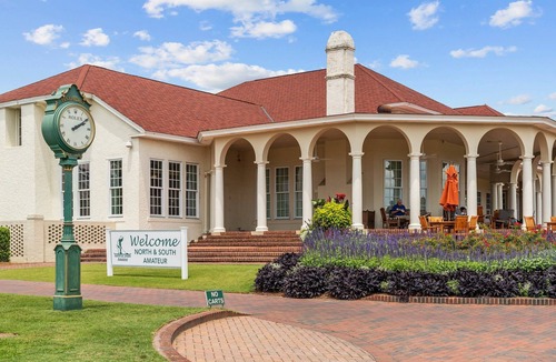 Pinehurst Condo | Pinehurst Golf, Weddings, Seminars with Hallmark Ambiance