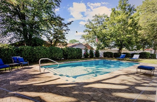 Old Town House | Pinehurst Village Vacation House w/private pool & (8) beds