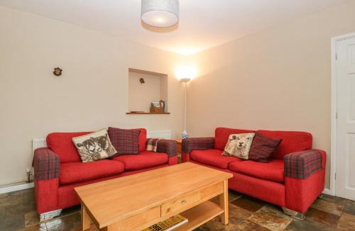 Lydney House | Pippins