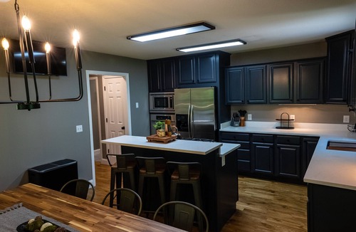Candler Cabin | Pisgah Peaks, our mountain top oasis! Renovated Asheville area modern cabin!