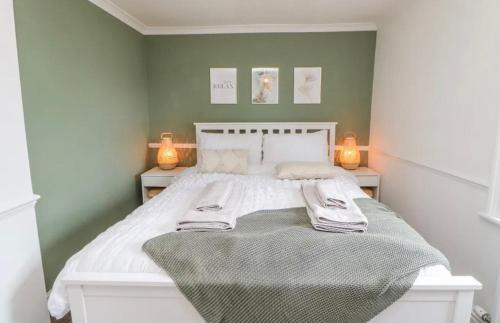 How House | Ploughmans Cottage