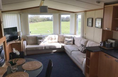 North Bitchburn Apartment | Plum Tree Lodge Set in 2 acres of Private Land