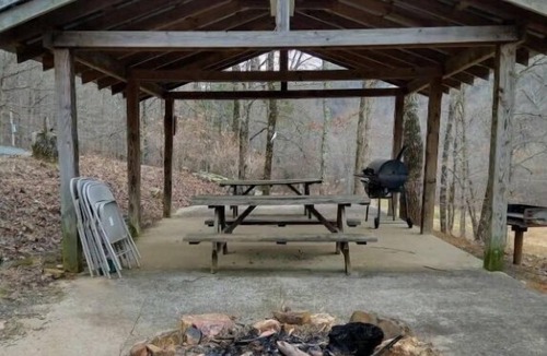 Newland House | Plumtree Mountain Retreat Studio #4