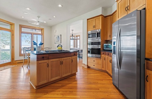 Manteo House | Point Break - BP25 | Hot tub | Firepit | Pool Table | Pet-Friendly