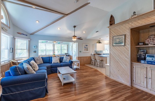 Ocean Sands House | Pool, Hot Tub, Tiki Bar.Bring Fido Too!