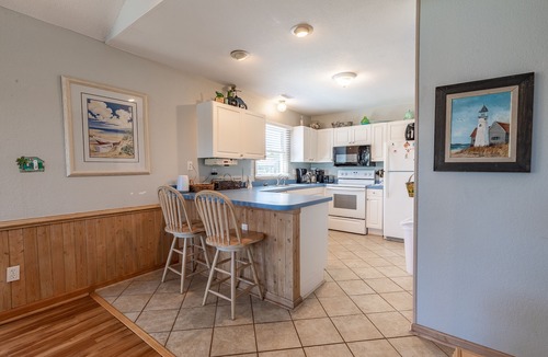 Ocean Sands House | Pool, Hot Tub, Tiki Bar.Bring Fido Too!