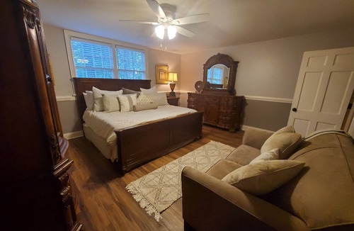 Statesville House | *Pool table, Ping Pong, Patio, Game Room & Laundry