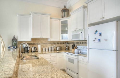 Southport Apartment | Port at Captain's Bridge