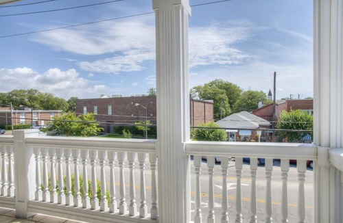 Southport Apartment | Port at Captain's Bridge