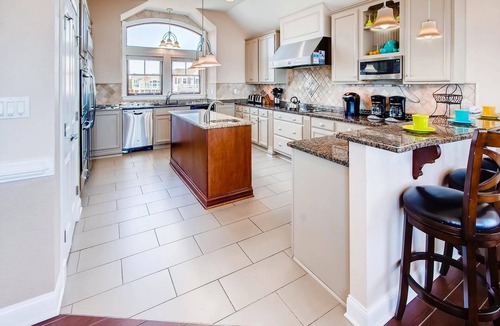 Salvo House | Premier Oceanfront Dog Friendly with Pool, Hot Tub, Elevator, Theater, Tiki Bar