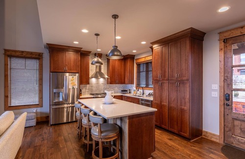 Banner Elk House | Price Peak - Eagles Nest Village, great views, hot tub, and pet friendly