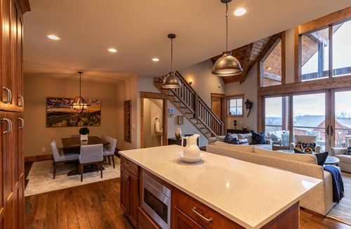 Banner Elk House | Price Peak - Eagles Nest Village, great views, hot tub, and pet friendly