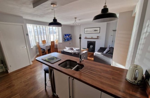 Seafront Apartment | Prime Seafront Location, Free Shared Parking