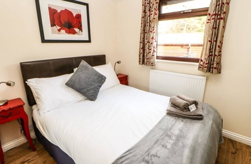 Saltburn-by-the-Sea Cabin | Primrose Lodge, Saltburn-By-The-Sea
