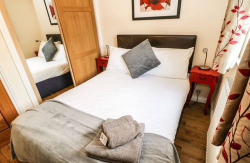 Saltburn-by-the-Sea Cabin | Primrose Lodge, Saltburn-By-The-Sea