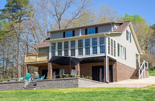 Scotts House | Pristine lake house offering watersports, gameroom favorites, and stunning view