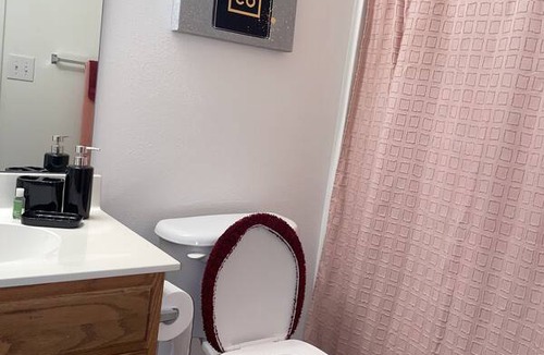 Davis Lake - Eastfield Resort | Private room ∙ 1 guest