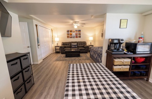 Southmont House | Private and Cozy Lakefront Duplex on High Rock with Dock & Boat Access