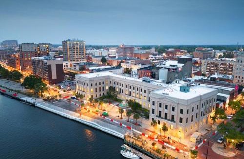 Wilmington House | Private Downtown Bungalow Near Riverwalk & Beaches