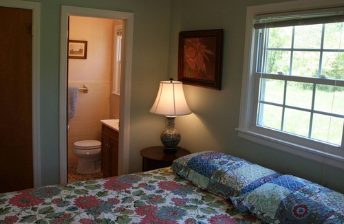 Pittsboro House | Private Friendly Country Home 2 miles from Shakori Hills