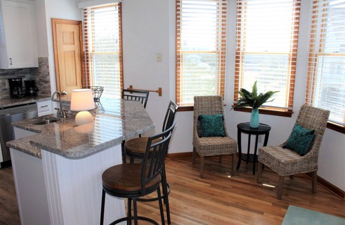 Manteo House | Private Home | Dock Space | Two Bikes | Screened Porch
