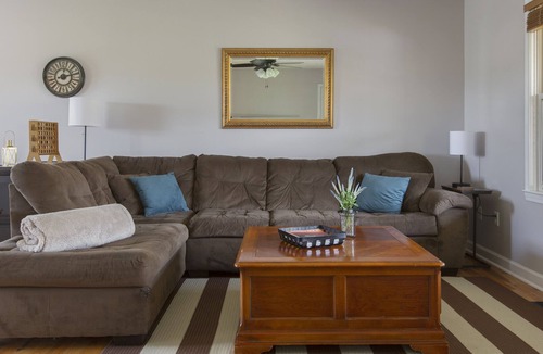 Hendersonville Cabin | 🍎 Private Home In The Middle of Hendersonville Apple Orchard 🍏