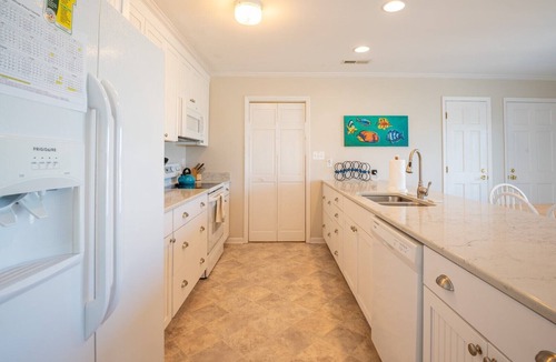 Kure Beach House | Private Home Steps from Beach Access!
