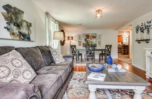 Canton House | Private Hot Tub Cottage Near Hikes and Pigeon River