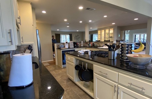 Hickory House | Private Lakefront Exec Home: Ollie's Hideaway: 4BR, 3.5 Ba