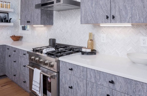 Haynes Area House | Private Luxury Home w Rooftop Hot Tub & Cabana at The New Cumberland Resort
