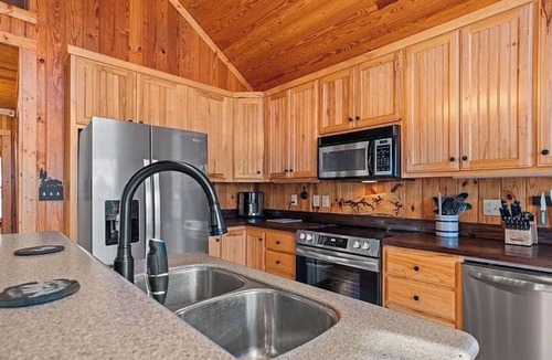 Mentone Cabin | Private Mentone Cabin w/Hot Tub Near Little River