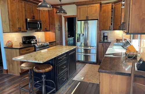 Penrose House | Private MNT Escape close to DuPont, Pisgah Forest, Brevard, Hendersonville.