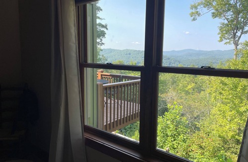Penrose House | Private MNT Escape close to DuPont, Pisgah Forest, Brevard, Hendersonville.