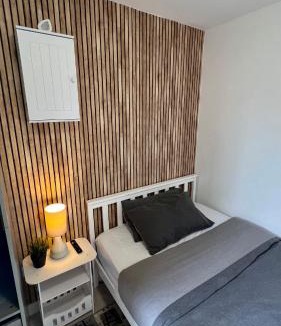 Tilbury House | Private Modern suite