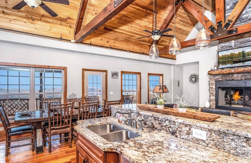 Banner Elk House | Private Mountain Cabin w/Hot Tub, Endless Views, Fireplace, Game Room on 3 acres