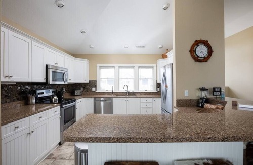 Currituck County House | Private Pool and hot tub with Ocean Views!