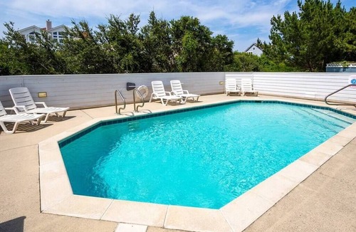 Currituck County House | Private Pool and hot tub with Ocean Views!
