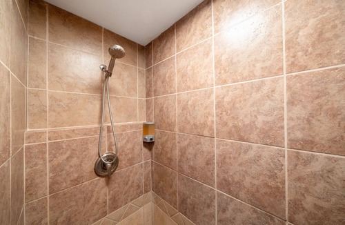 Fairview House | Private Pool & Hot Tub on Serene Wooded Lot