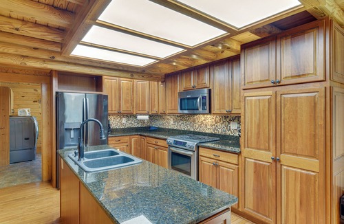 Hayesville House | Private Pool: Spacious Hayesville Vacation Home!