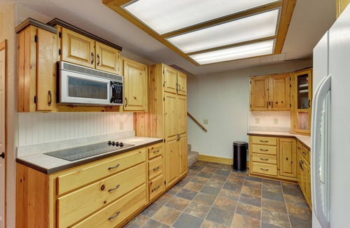 Hayesville House | Private Pool: Spacious Hayesville Vacation Home!