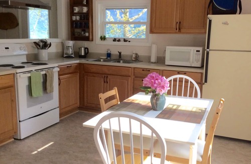 Balsam Cottage | Private Retreat with Gorgeous Mountain Views
