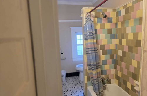 Rocky Mount Apartment | Private Room for Rent at the Historic Villa Place