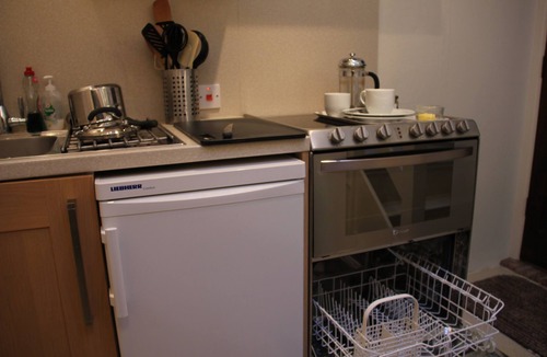 Westcott Apartment | Private, self-contained, 1st flr flat with large balcony & beautiful views