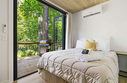 Bryson City Apartment | Private Villa - “Elevation” 5 Star @ Basecamp