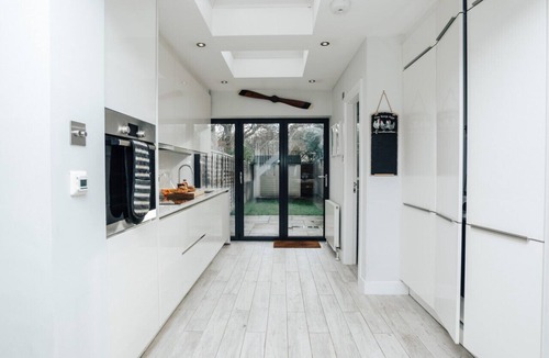 Wargrave House | Propeller House - From 165 Per Night