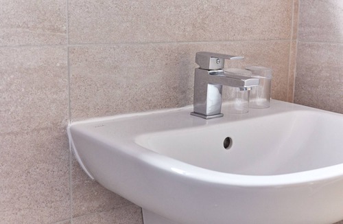 Jesmond Bed & Breakfast | Properties Unique | Dene Rooms Twin 30