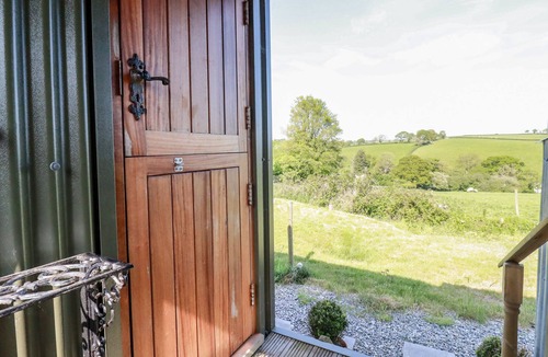 Brazzacott Cottage | Puddle Duck Shepherds Hut
