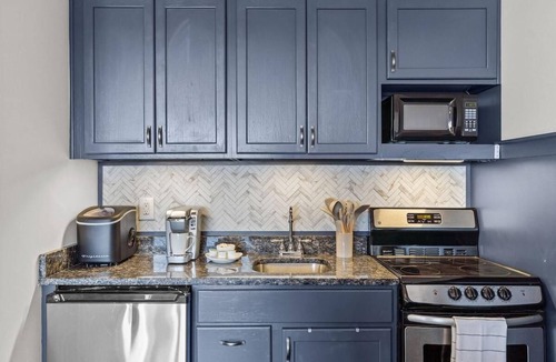 Downtown Wilmington Apartment | Pups and Pints - Water View - We Love Dogs