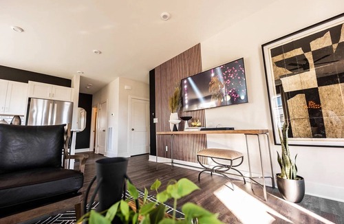 Whitebridge House | Quad House 228-30-32-34–Near Nashville–Sleeps 32