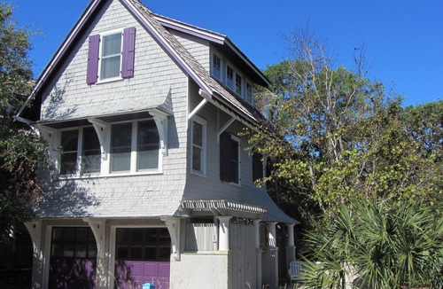 Cape Fear Station Cottage | Quaint Bald Head Island Cottage close to East Beach with access to BHI Club